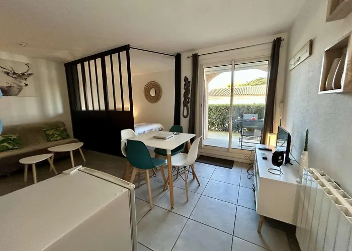 Cosy Au Rez-de-chaussee D'une Calme Cyprien Sc245-004 Apartamento